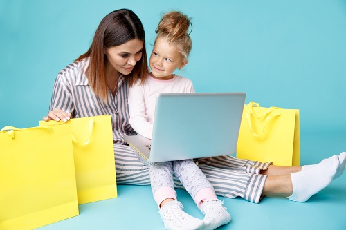 1755768228_online kids store.jpg